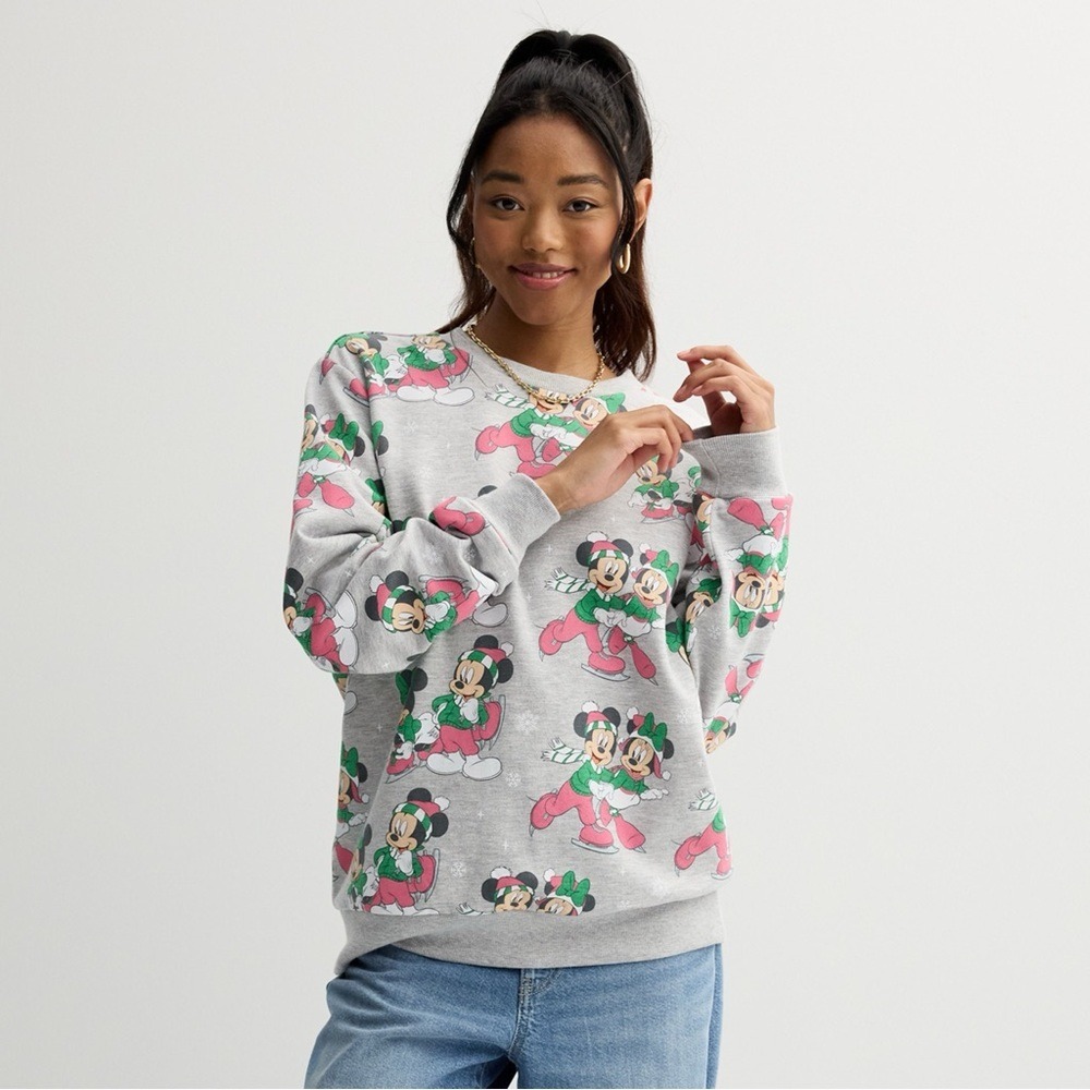 Disney Mickey and Friends Women's XS Sweatshirt Gray Holiday Ice Skating Print